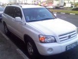 Toyota Highlander Club - 2.4 2004 г. 2wd белый 90 000 миль, отличное состояние