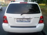 Toyota Highlander Club - 2.4 2004 г. 2wd белый 90 000 миль, отличное состояние