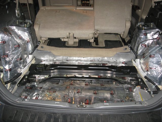 Toyota Highlander Club - Установка ветровиков оригинал :-)