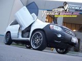 Toyota Highlander Club - Vertical Doors